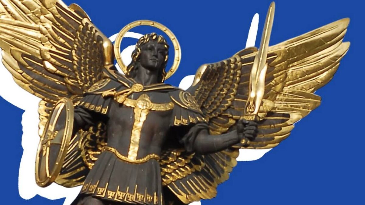 Як глина стає бронзою: шлях від моделі до скульптури